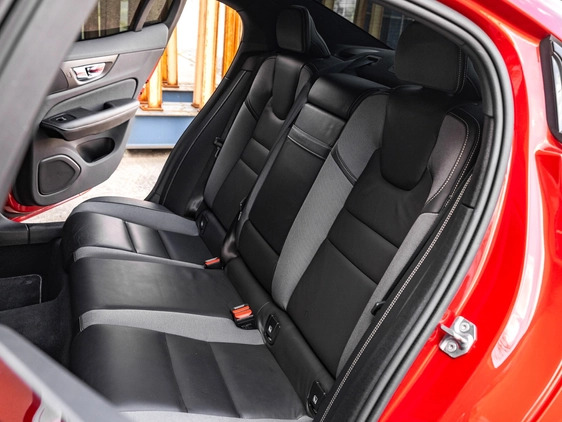 Volvo S60 cena 125900 przebieg: 103408, rok produkcji 2020 z Maków Podhalański małe 781